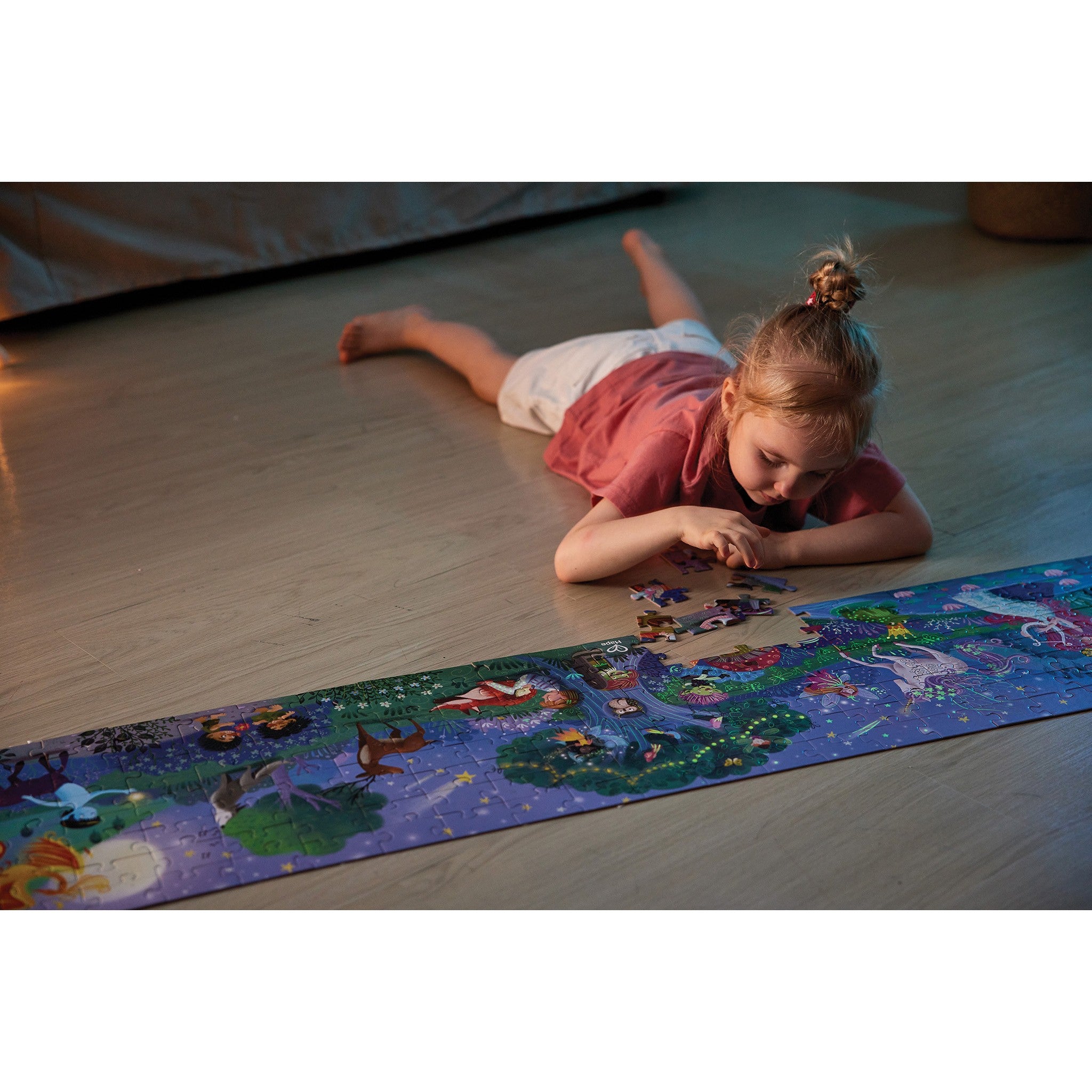 Magic Forest Glow in the Dark 200 Piece Puzzle