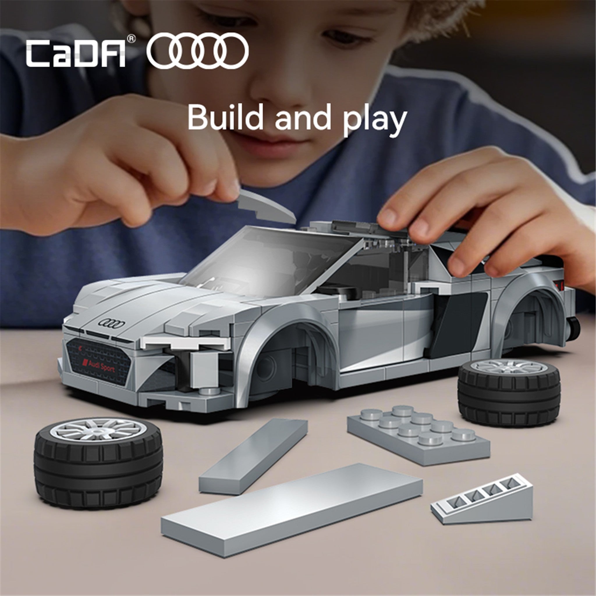 Silver 1:24 Audi R8 Coupe 199 Pieces