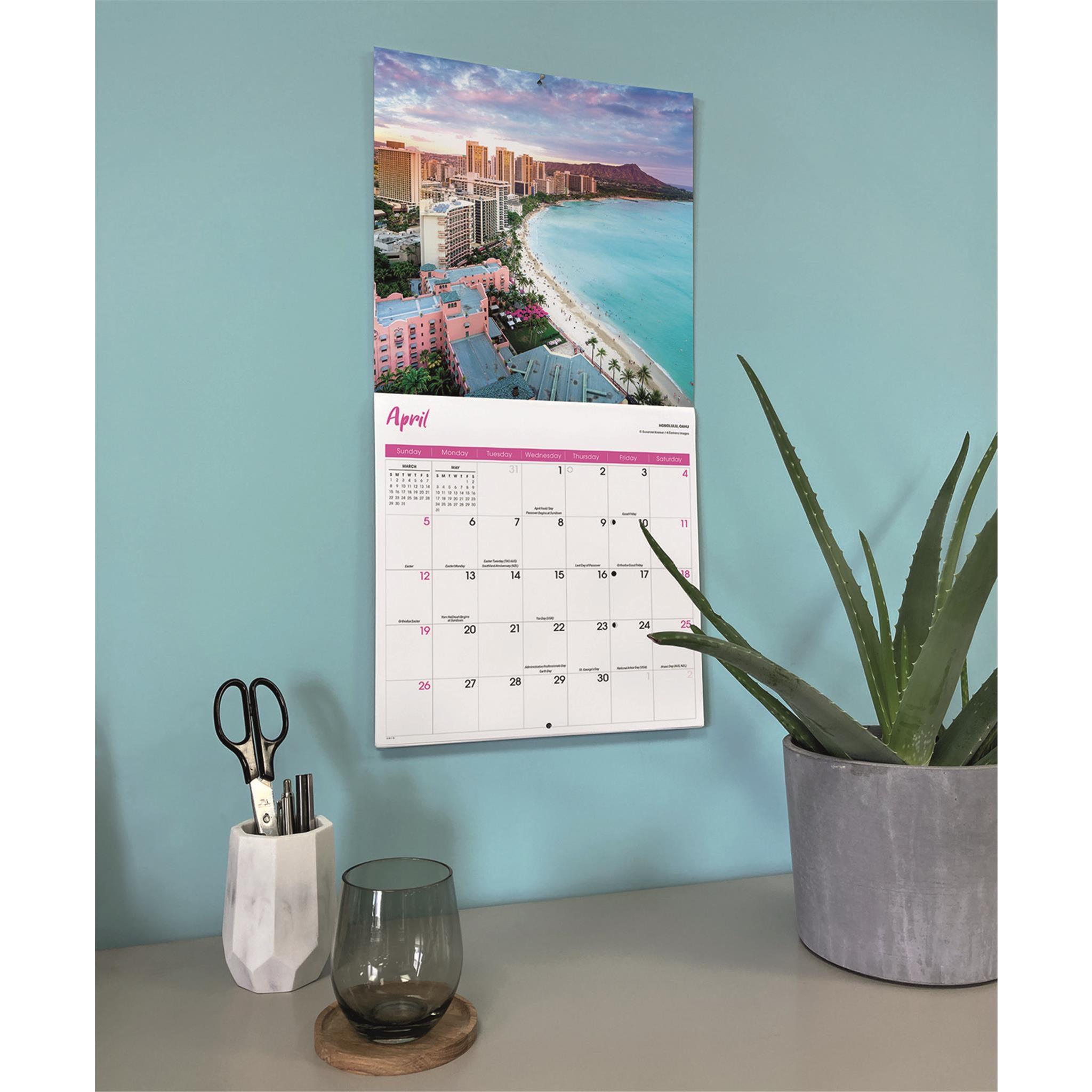 Hawaii Wall  2026 Calendar