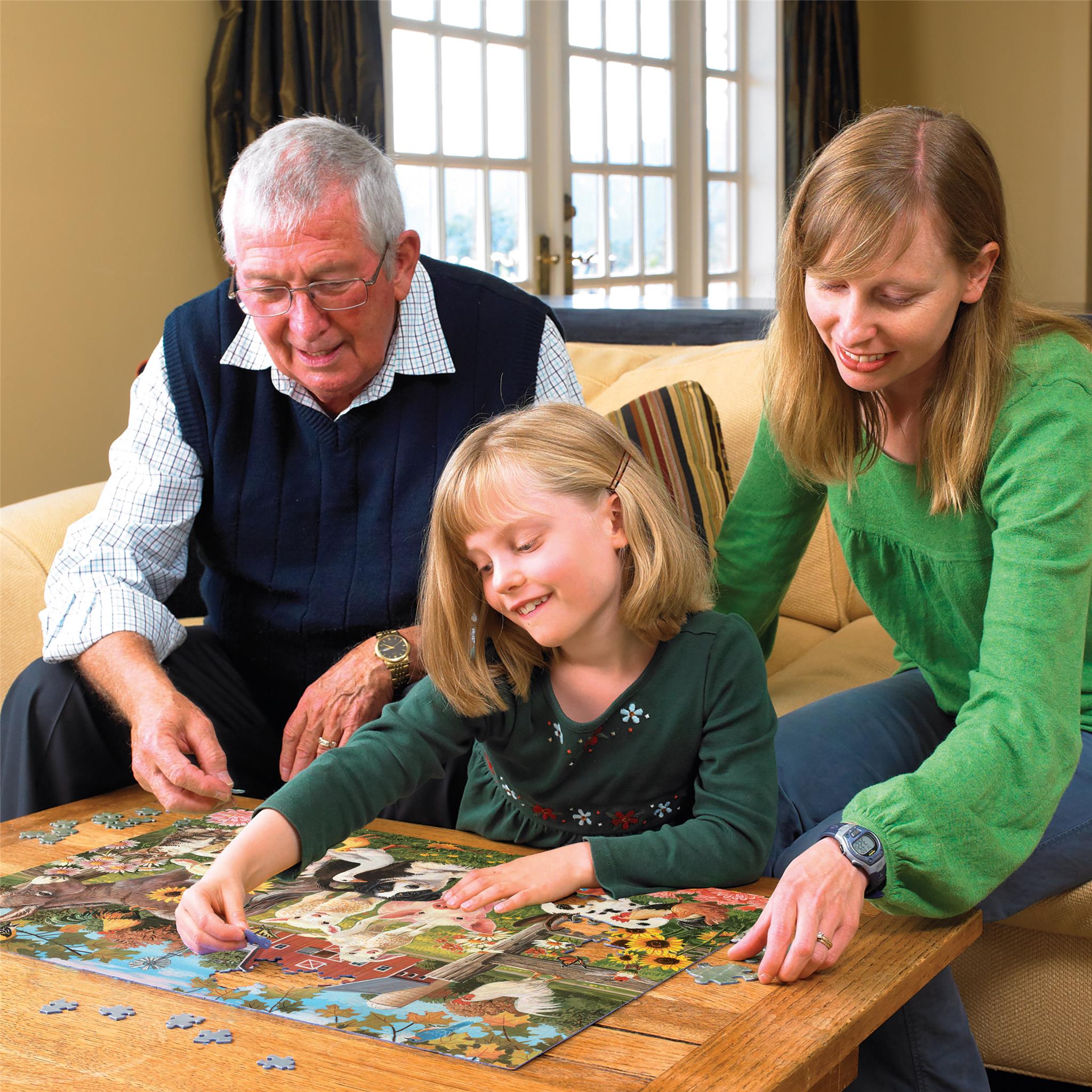 Family Farm 350 Piece Puzzle