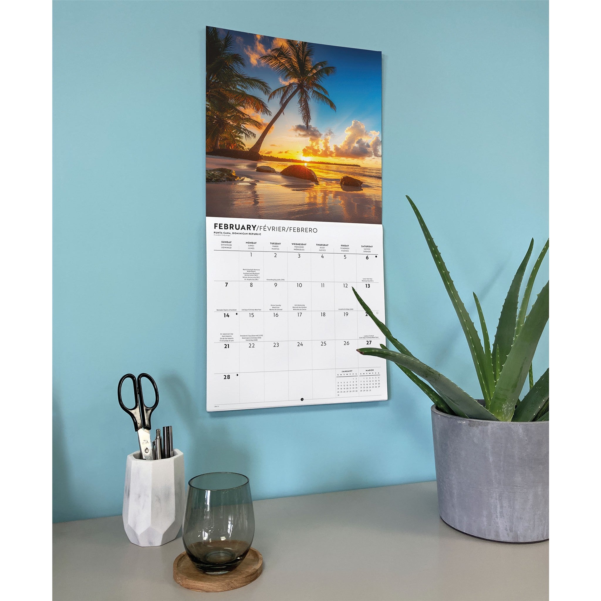 Island Paradise 2027 Wall Calendar
