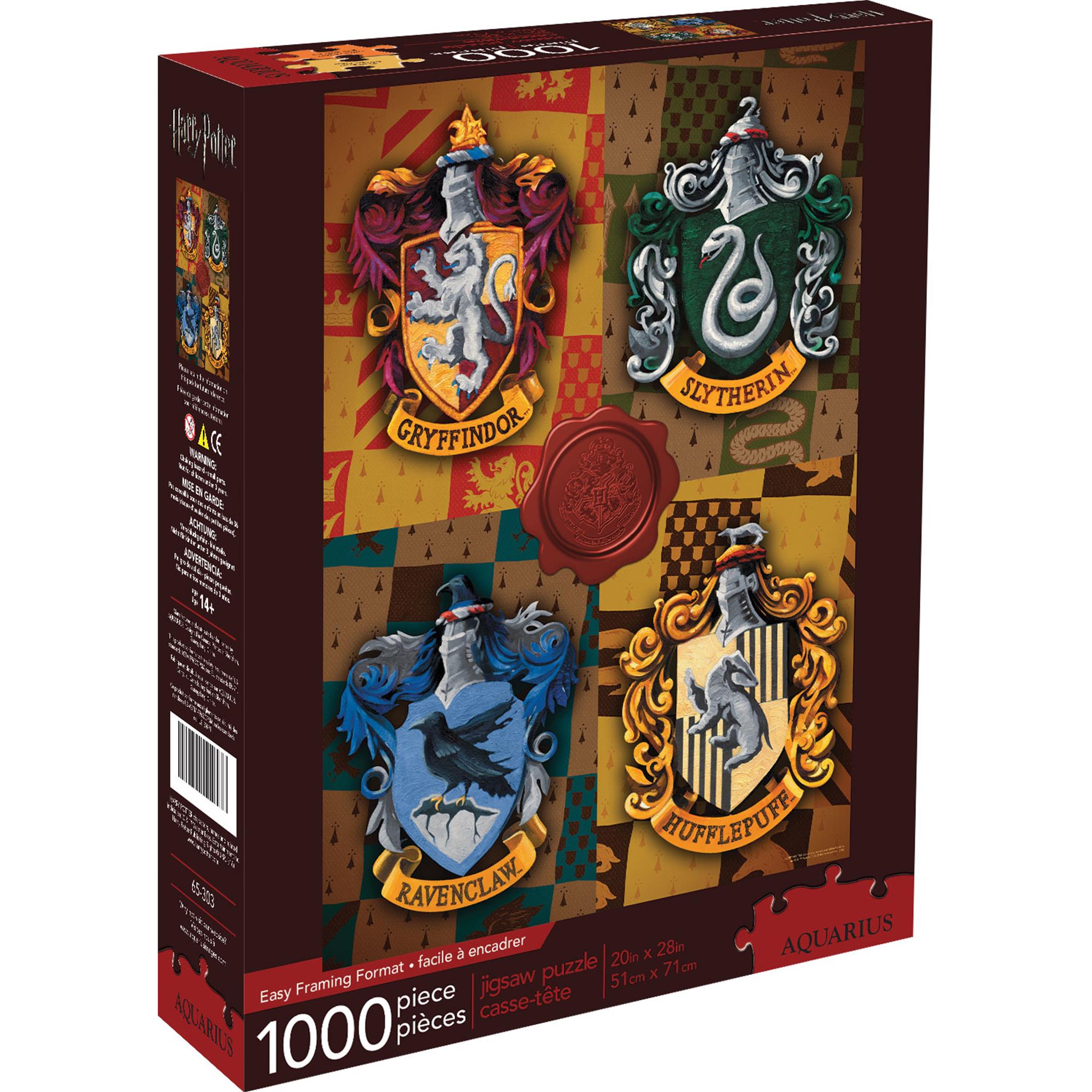 A 1000 piece puzzle box featuring Harry Potter's Hogwarts 4 House Crests.