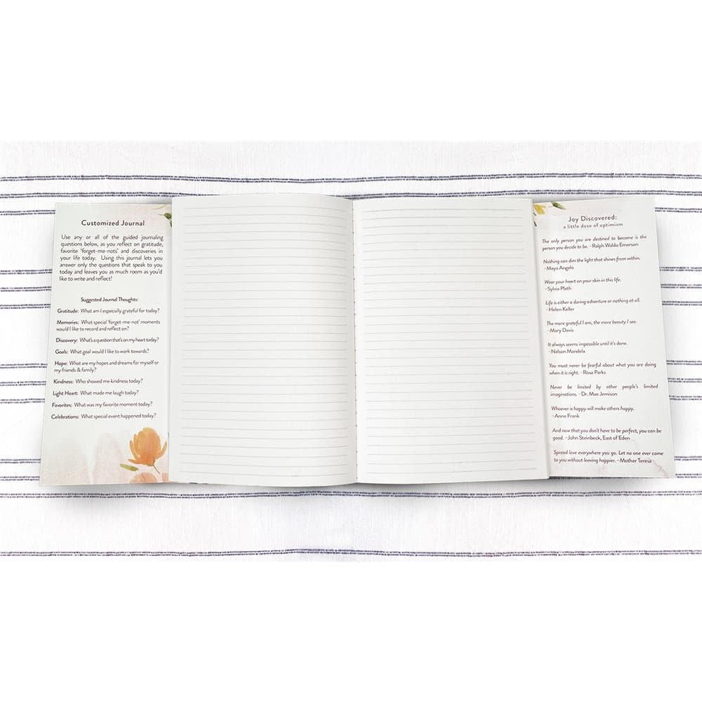 Gratitude Gatefold 2023 Exclusive Undated Journal Calendar product image